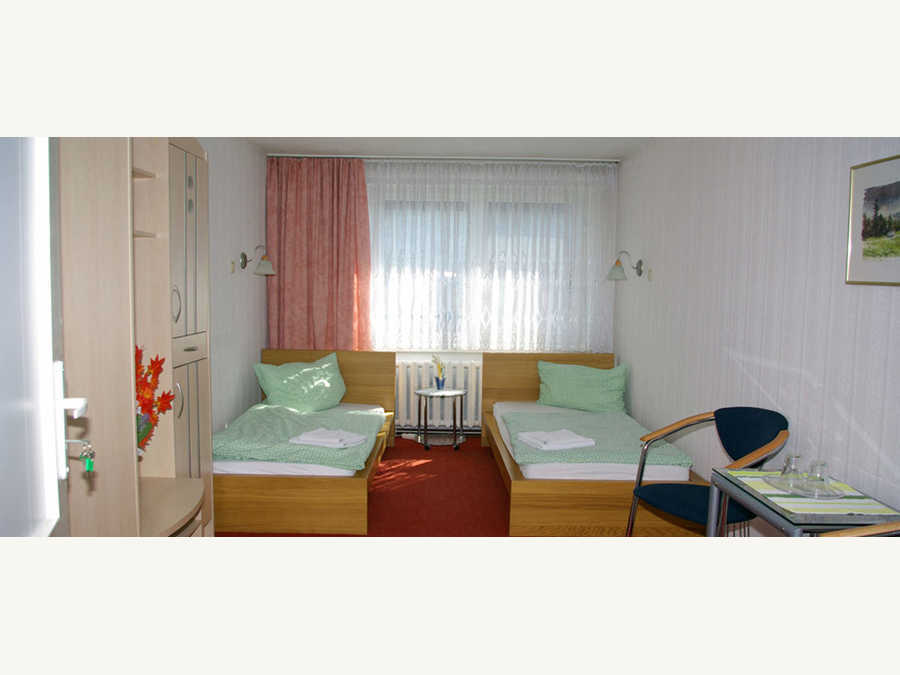 Doppelzimmer - Jeamai´s Pension und Pizzeria